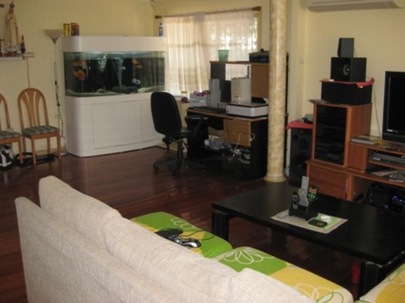 Fairfield West NSW 2165