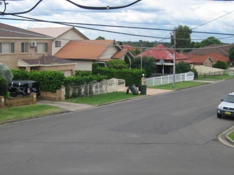 24 Frederick Street, Fairfield NSW 2165