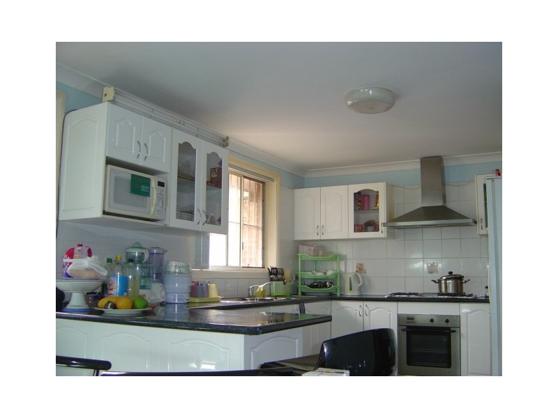 Edensor Park NSW 2176