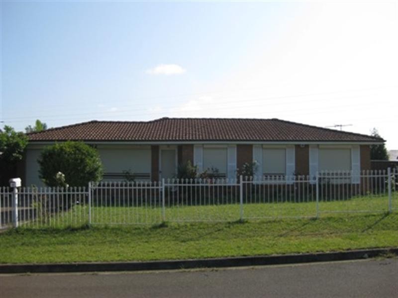 9 Elgar Close, Bonnyrigg Heights NSW 2177