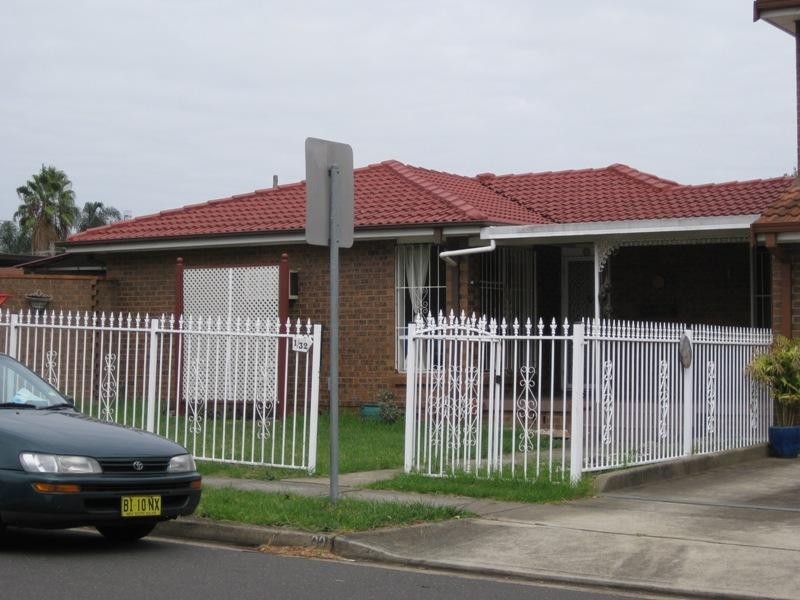 St Johns Park NSW 2176