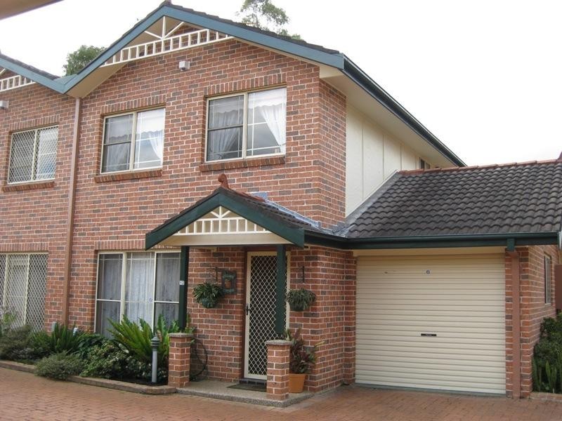 12/8 Humphries Road, Wakeley NSW 2176