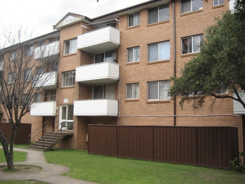 42/25-29 Hughes Street, Cabramatta NSW 2166