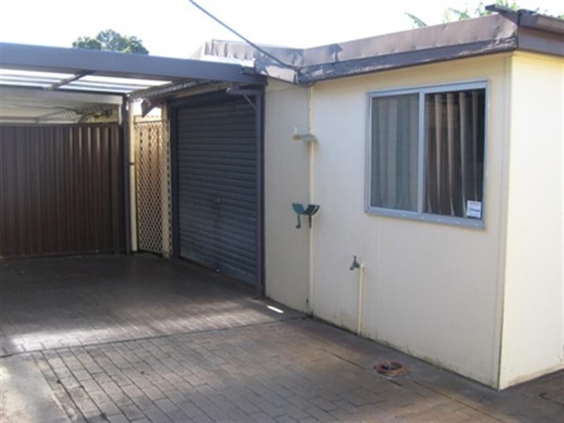 26 Tasman Parade, Fairfield West NSW 2165