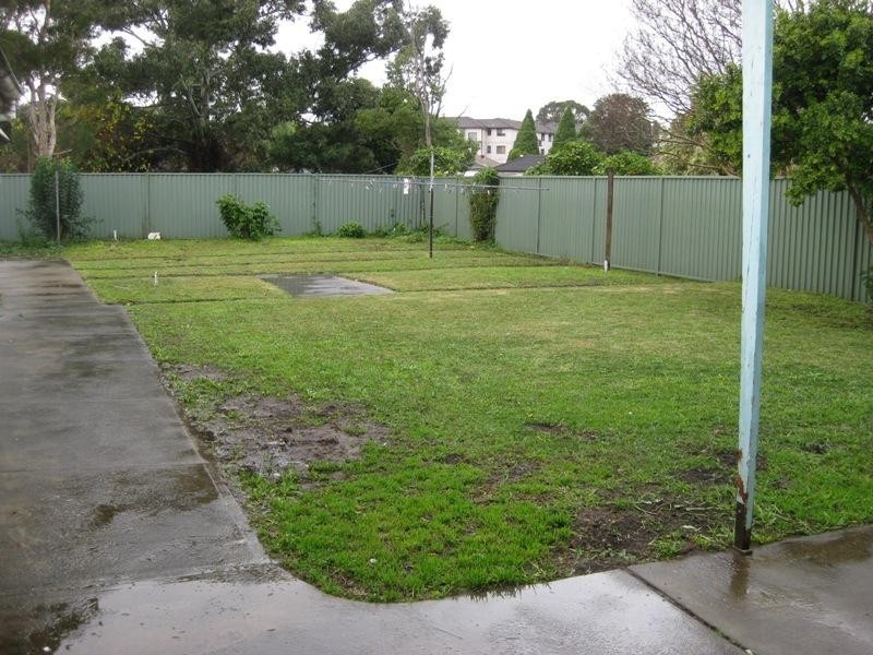 12 Adam Street, Fairfield NSW 2165