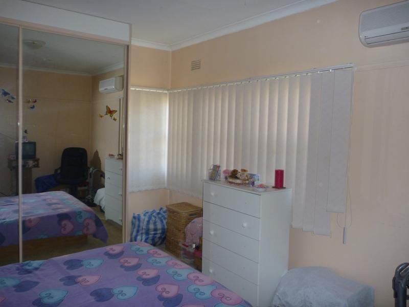 11 Curtin Street, Cabramatta NSW 2166