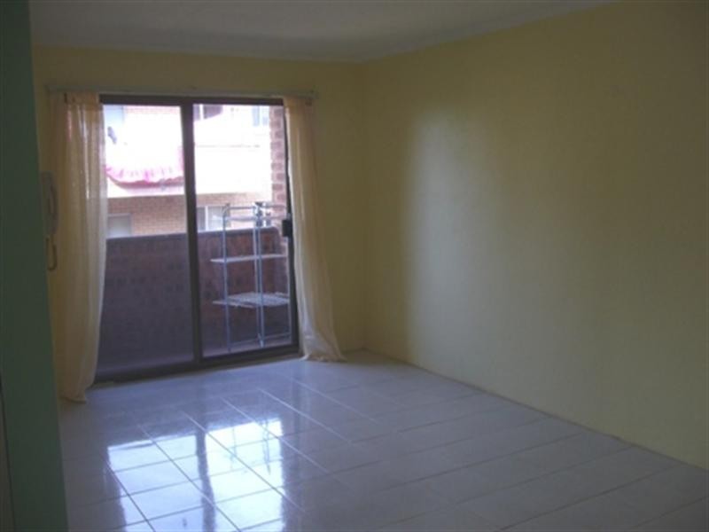 13/103-111 Longfield Street, Cabramatta NSW 2166