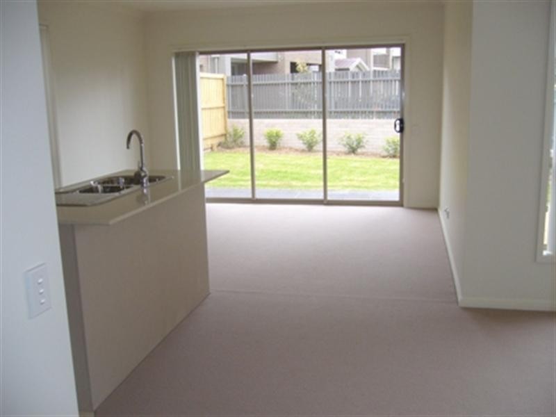 13 Reeves Crescent, Bonnyrigg NSW 2177