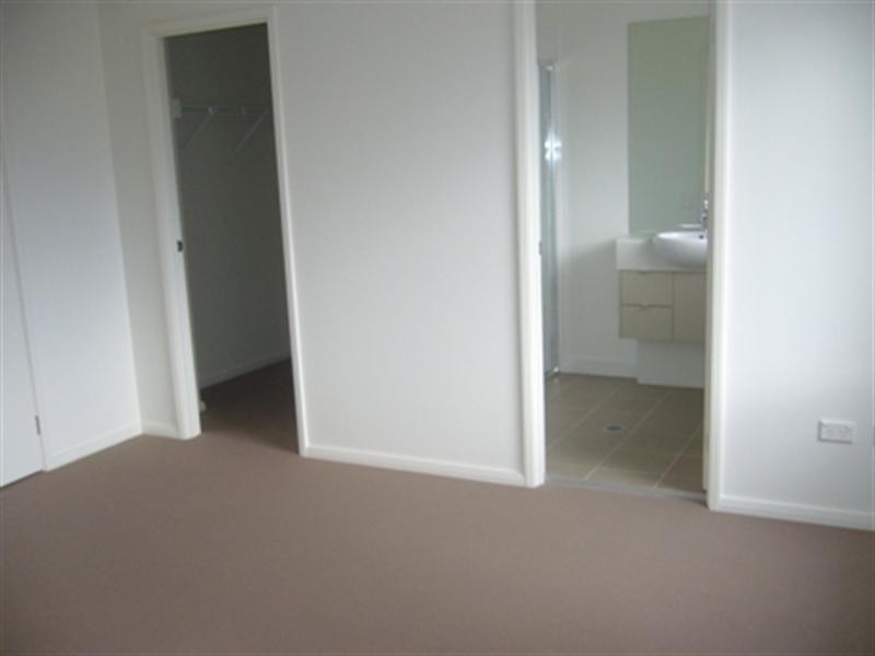 43 Reeves Crescent, Bonnyrigg NSW 2177