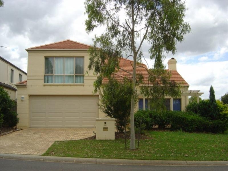 Macquarie Links NSW 2565