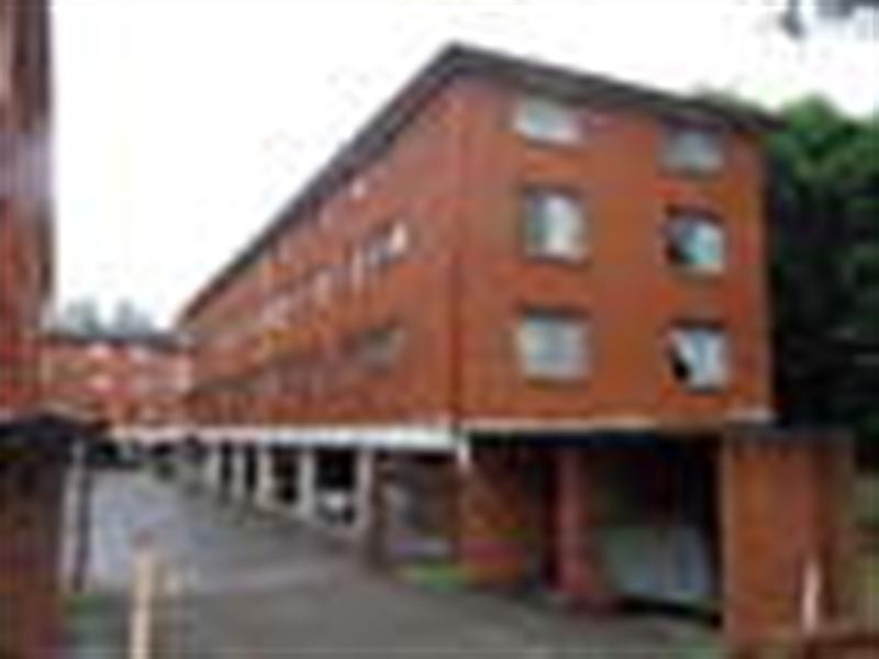 2/89 Hughest Street, Cabramatta NSW 2166