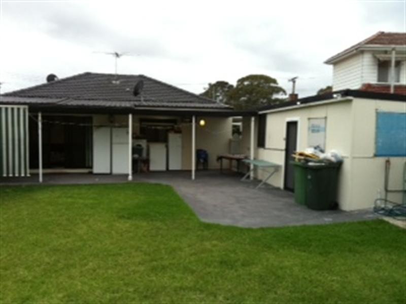 Carramar NSW 2163