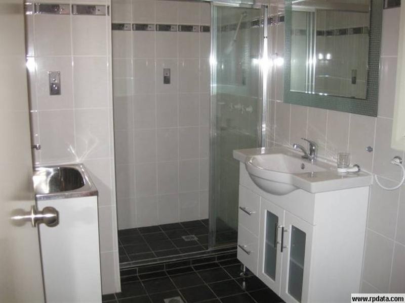 50 Hinkler Avenue, Warwick Farm NSW 2170