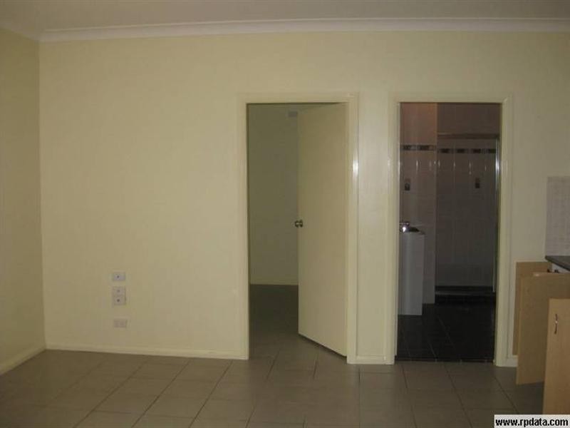 50 Hinkler Avenue, Warwick Farm NSW 2170