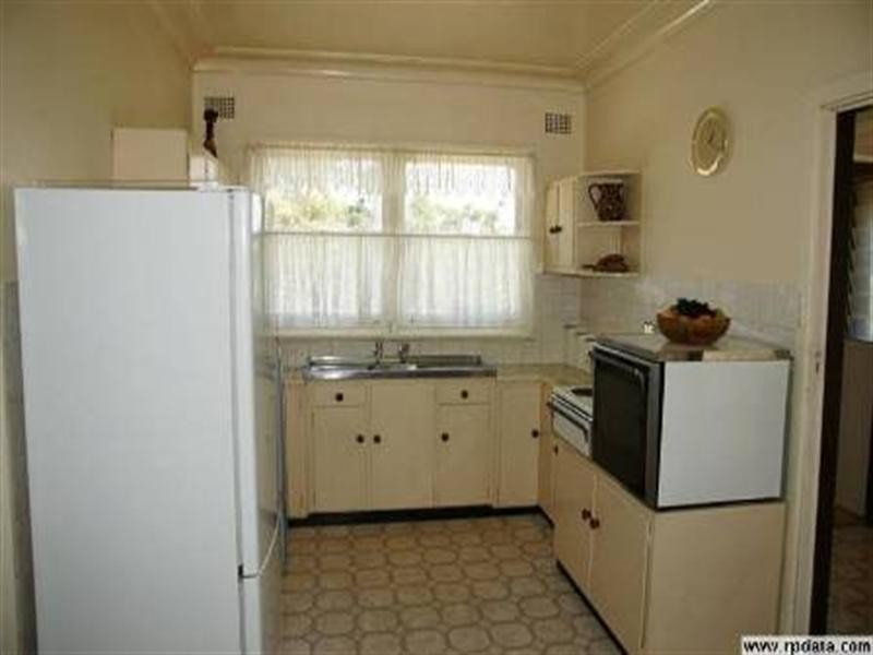 13 Hulls Road, Leppington NSW 2179