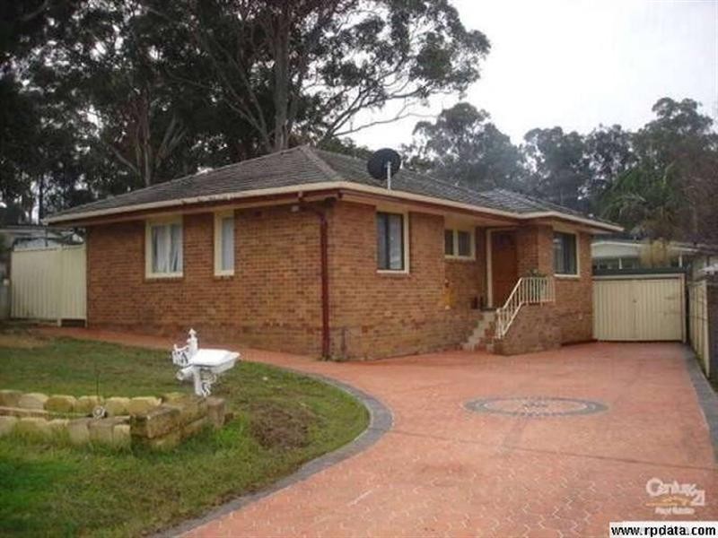 11a Vancouver Place, Fairfield West NSW 2165