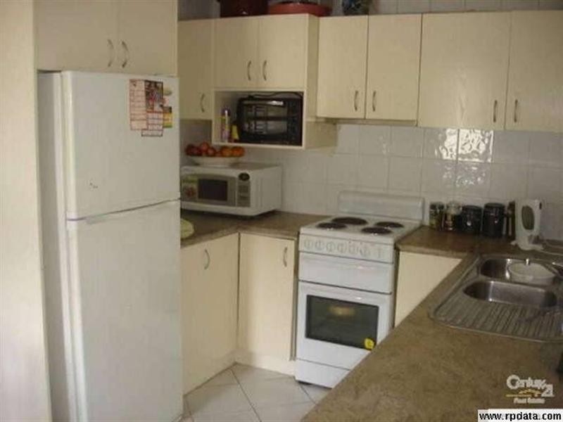 11a Vancouver Place, Fairfield West NSW 2165