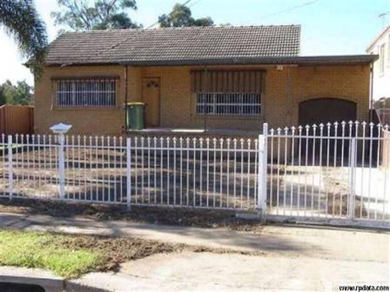 55 Avoca Road, Cabramatta NSW 2166