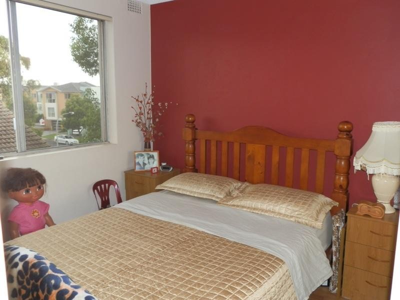 4/11 Gilbert Street, Cabramatta NSW 2166