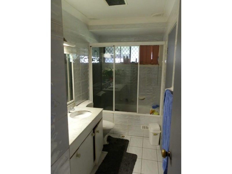 4 Dunrossil Avenue, Casula NSW 2170