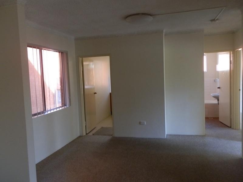 1/96 Copeland Street, Liverpool NSW 2170