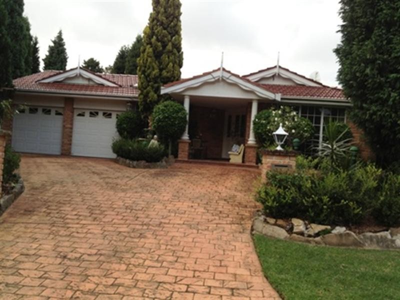 2 Hickey Close, Abbotsbury NSW 2176