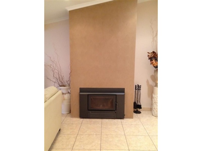 2 Hickey Close, Abbotsbury NSW 2176