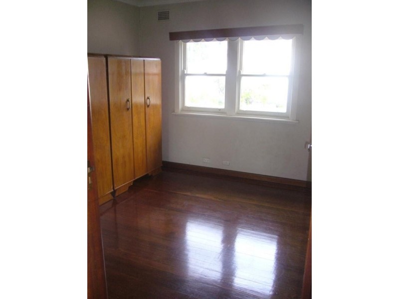 32 National Street, Cabramatta NSW 2166