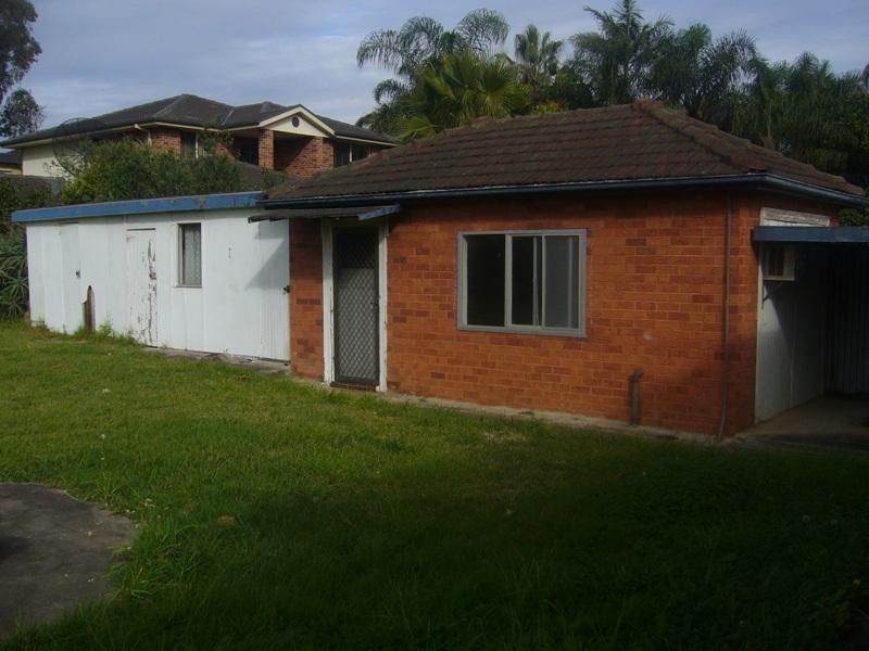 32 National Street, Cabramatta NSW 2166