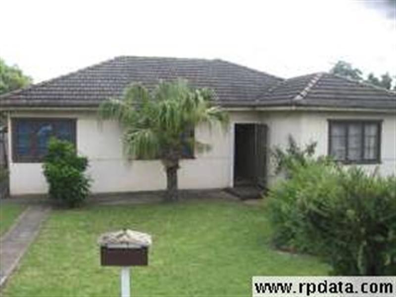 213 Hamilton Road, Fairfield NSW 2165