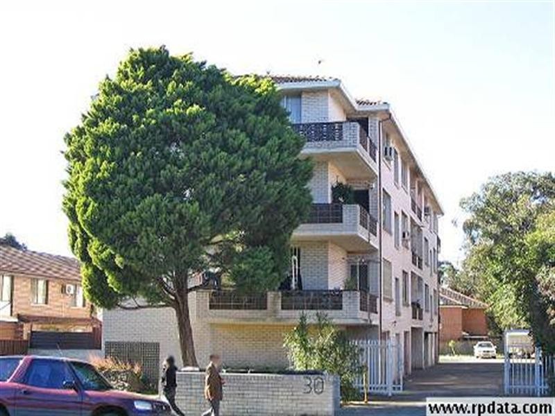 4/30 Hill Street, Cabramatta NSW 2166