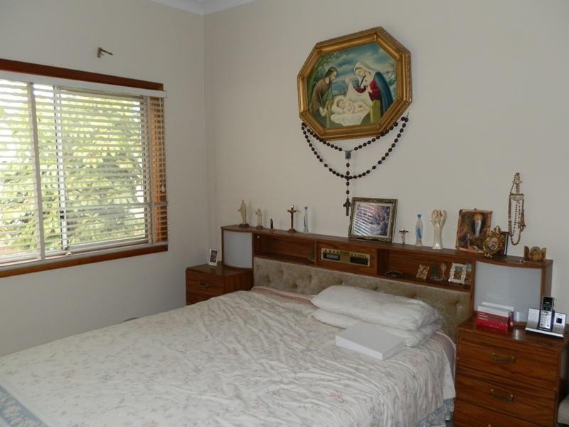 Fairfield West NSW 2165