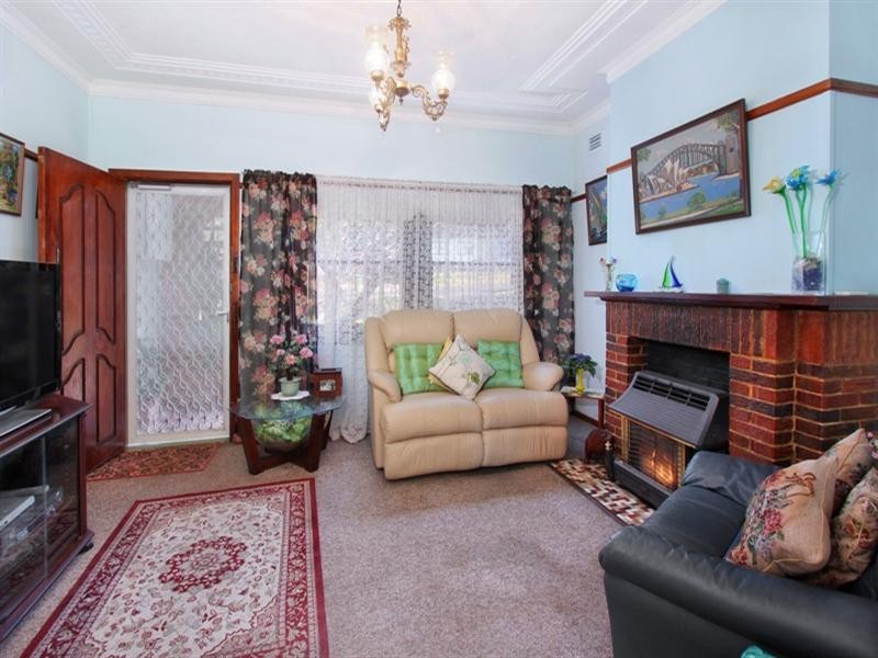 32 Alick Street, Cabramatta NSW 2166