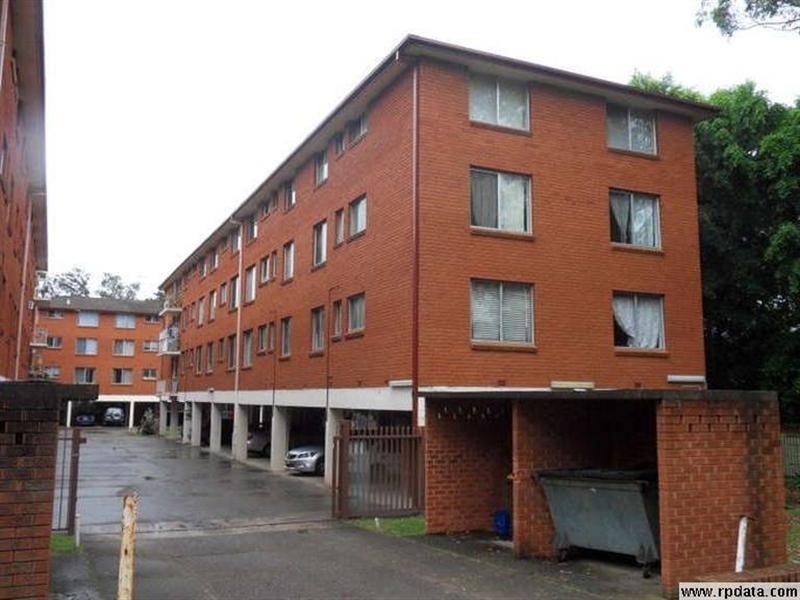 2/89-91 Hughes Street, Cabramatta NSW 2166