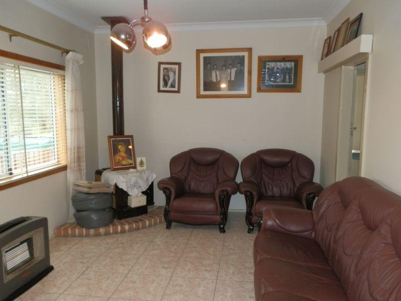 115 Maud Street, Fairfield West NSW 2165