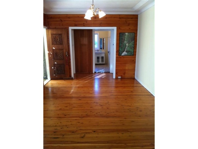 215 Hamilton Road, Fairfield NSW 2165