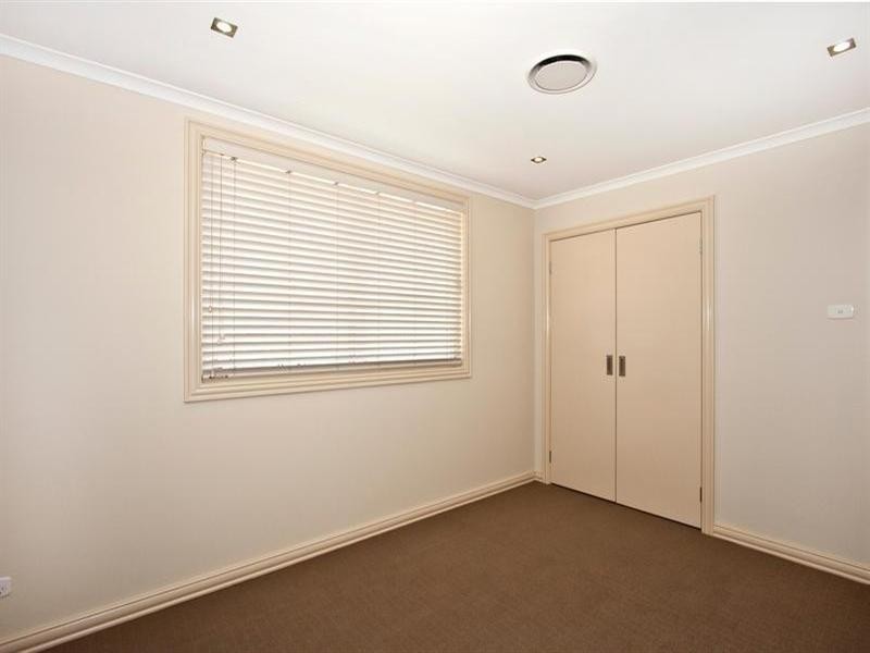 23 Broadbent Avenue, Middleton Grange NSW 2171