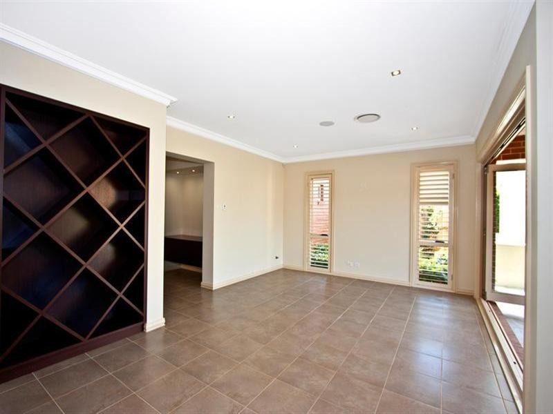 23 Broadbent Avenue, Middleton Grange NSW 2171