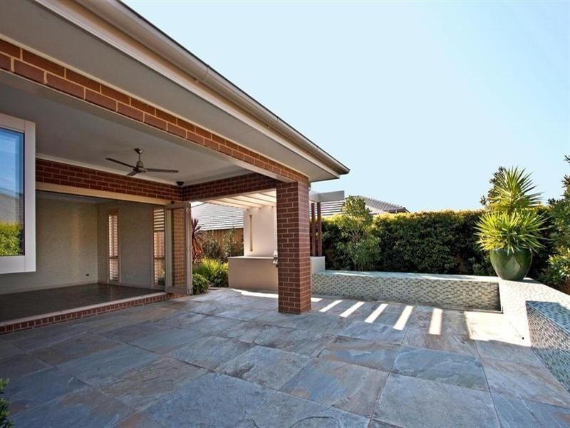 23 Broadbent Avenue, Middleton Grange NSW 2171