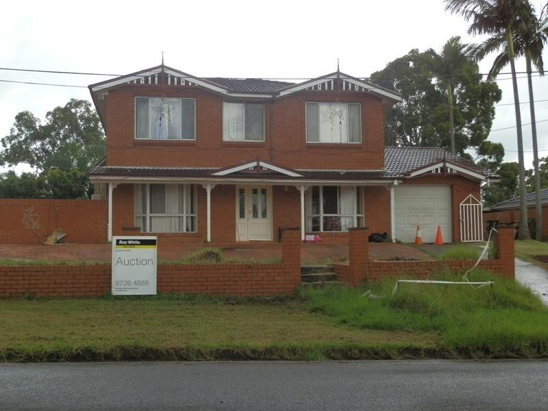 8 Baringa Close, Green Valley NSW 2168
