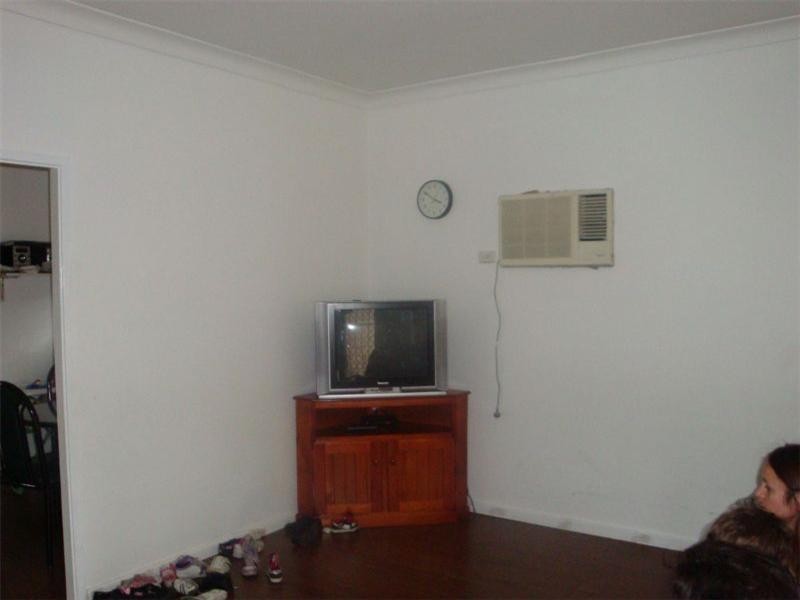 Fairfield West NSW 2165