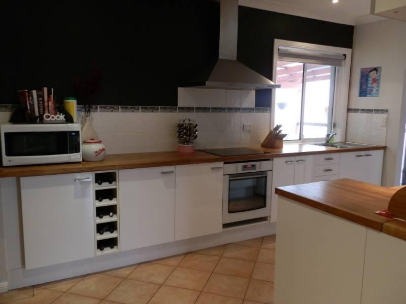 Edensor Park NSW 2176