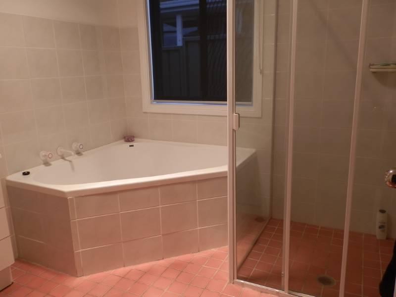 Edensor Park NSW 2176