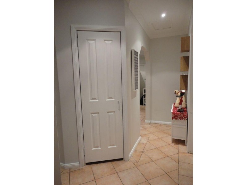 Edensor Park NSW 2176