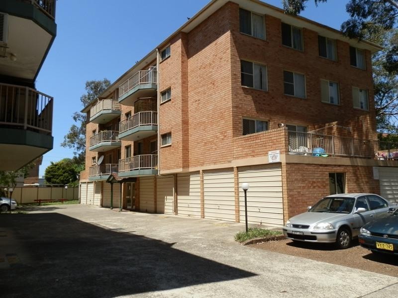 121/4-11 Equity Place, Canley Vale NSW 2166