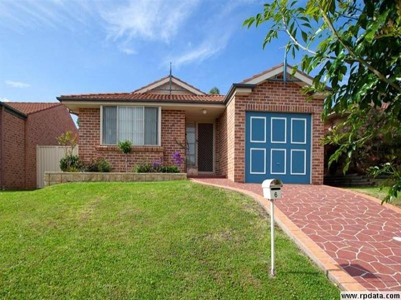 6 Hannam Place, Englorie Park NSW 2560