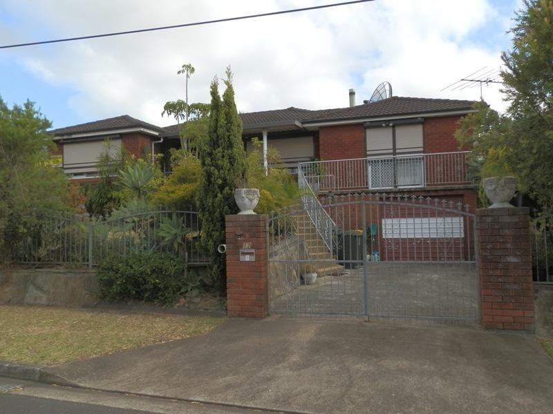 12 Maree Avenue, Cabramatta West NSW 2166