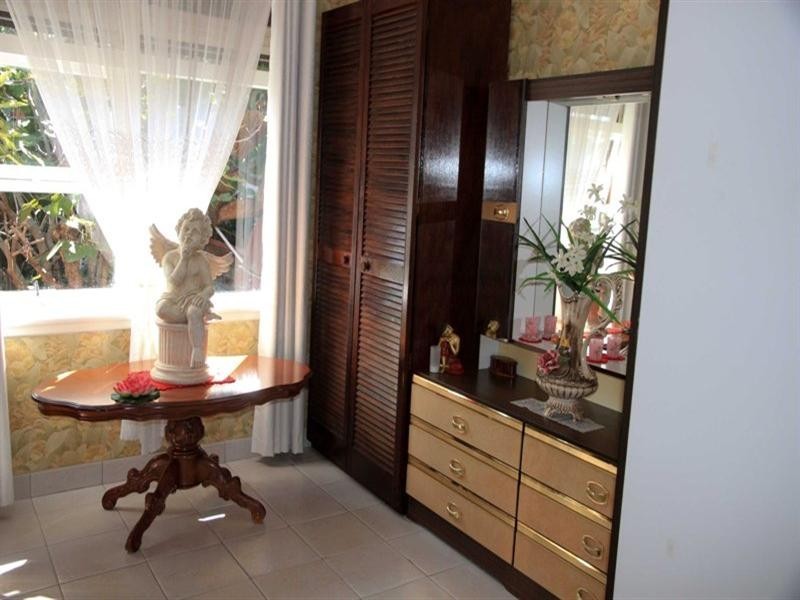 12 Maree Avenue, Cabramatta West NSW 2166