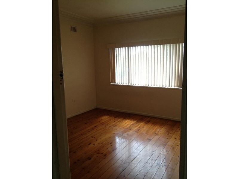 6 The Boulevarde, Canley Vale NSW 2166