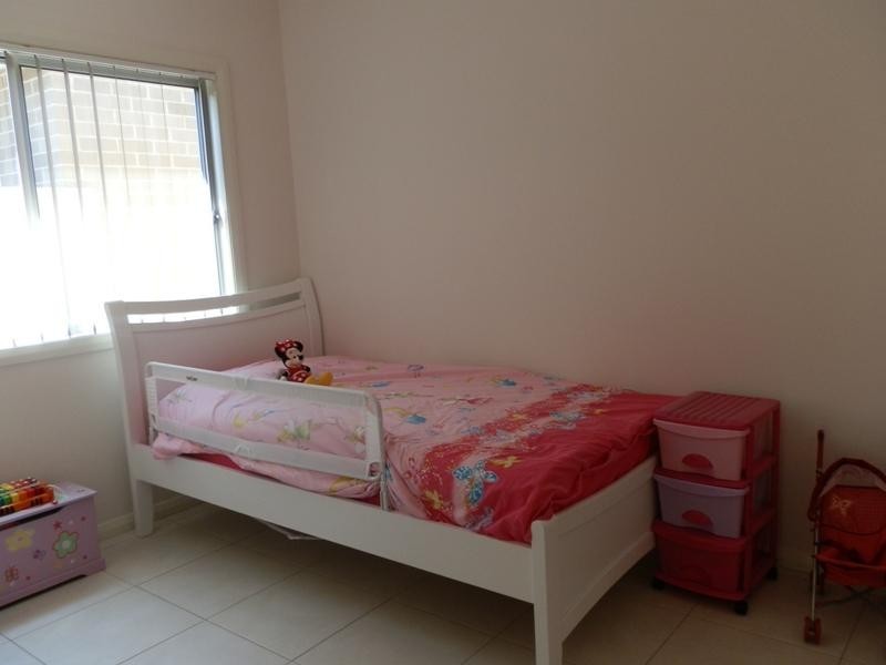 14 BIRD WALTON Avenue, Middleton Grange NSW 2171